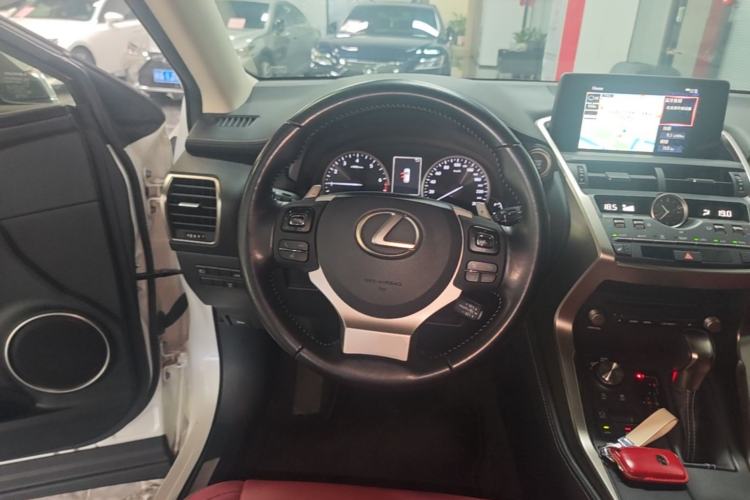 Used Lexus NX 2020 200 All-Wheel Drive Fēngshàng Version China VI Standard Steering Wheel
