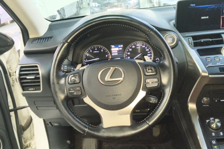Used Lexus NX 2020 200 Front-Wheel Drive Freeline Edition China VI Standard Steering Wheel