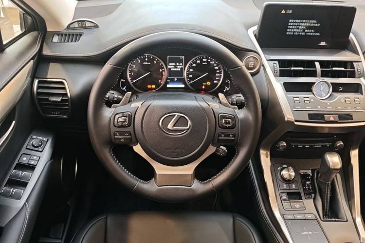 Used Lexus NX 2020 200 Front-Wheel Drive Freeline Edition China VI Standard Steering Wheel