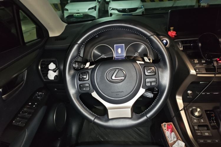 Used Lexus NX 2020 300h Front-Drive FENGSHANG Version China VI Standard Steering Wheel