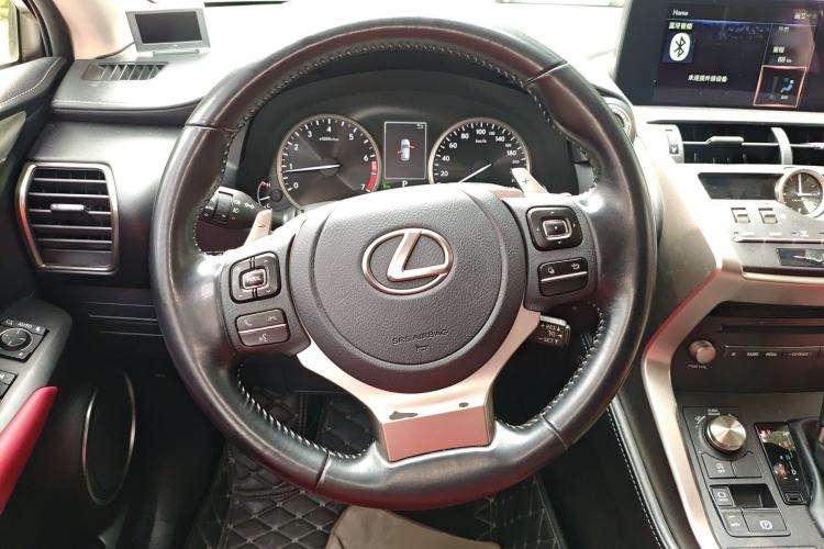 Used Lexus NX 2020 200 Front-Wheel Drive Freeline Edition China VI Standard Steering Wheel
