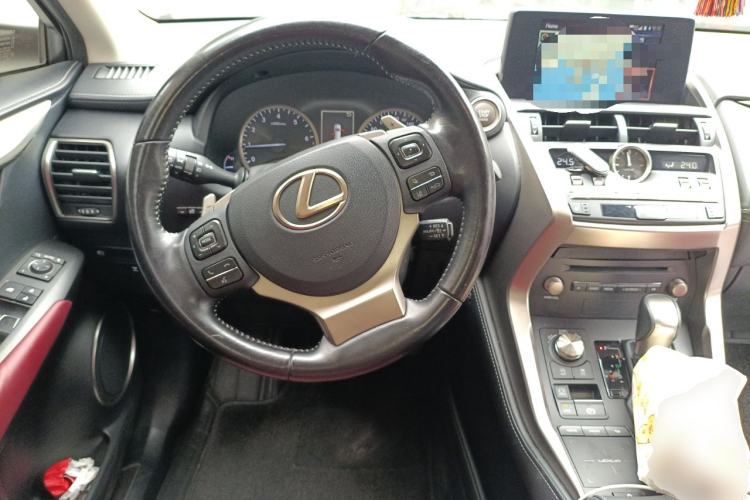 Used Lexus NX 2020 200 All-Wheel Drive Fēngshàng Version China VI Standard Steering Wheel