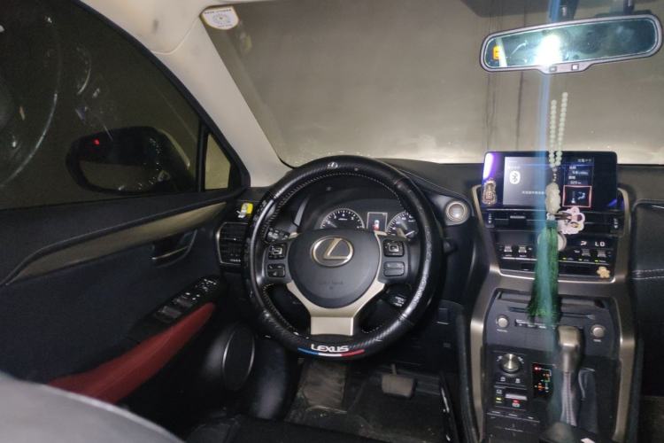 Used Lexus NX 2020 200 Front-Wheel Drive Freeline Edition China VI Standard Steering Wheel