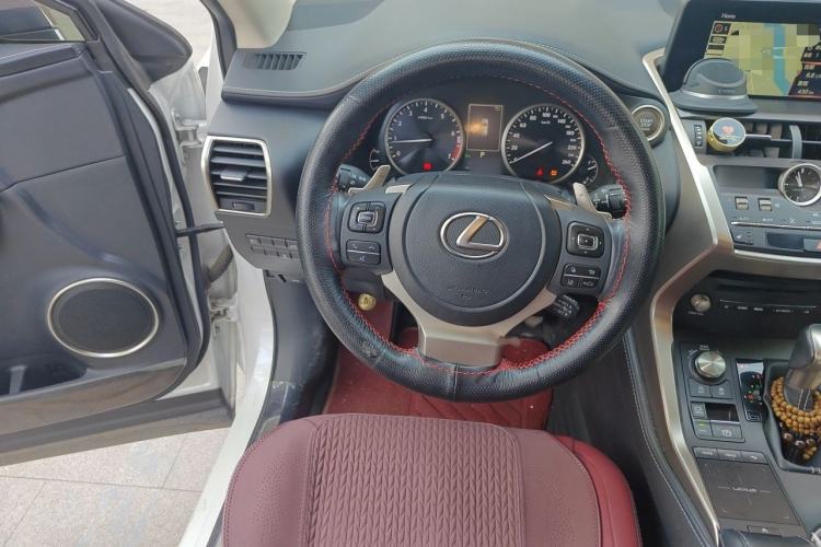 Used Lexus NX 2020 200 All-Wheel Drive Fēngshàng Version China VI Standard Steering Wheel
