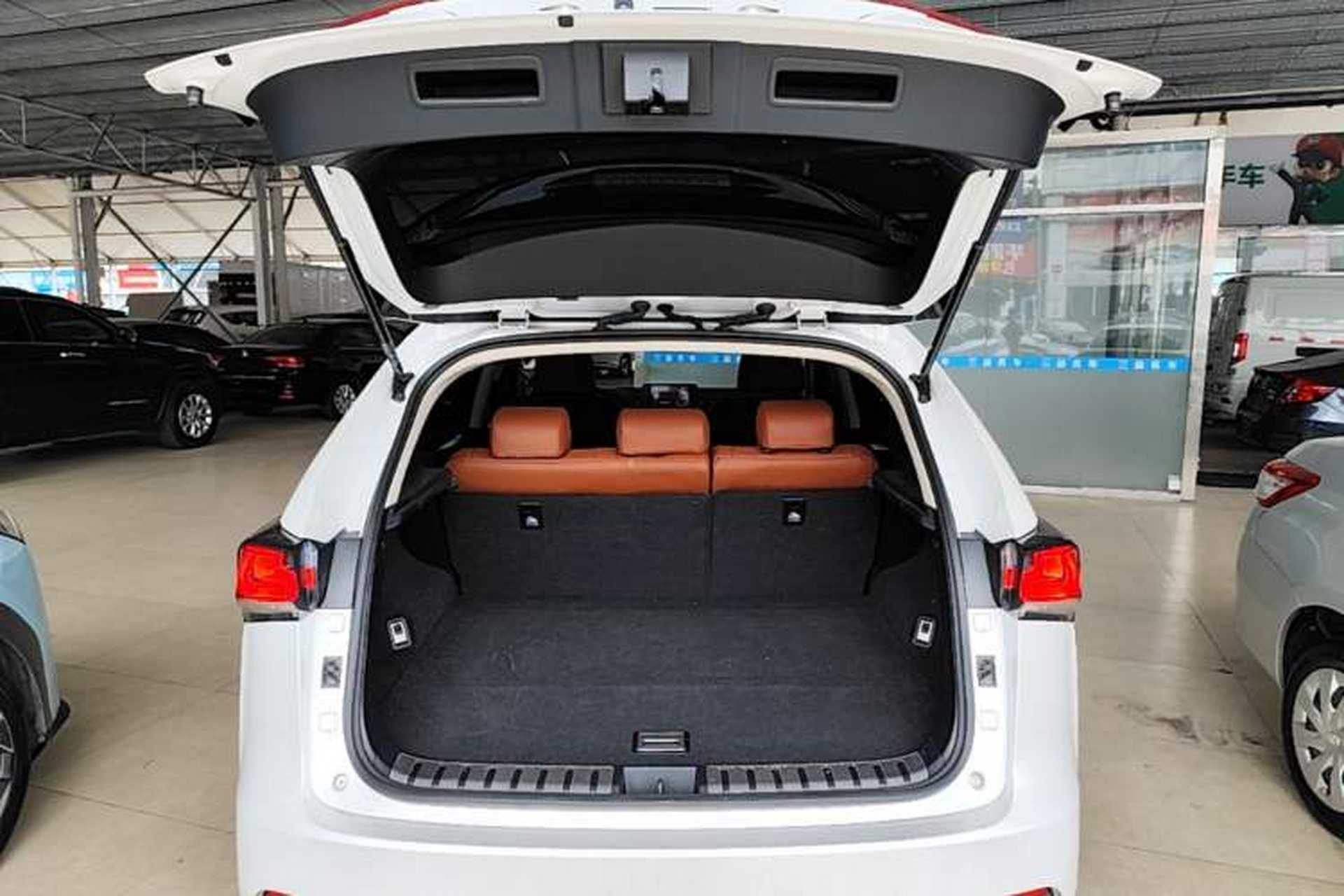 Used Lexus NX 2020 200 Front-Wheel Drive Freeline Edition China VI Standard Trunk