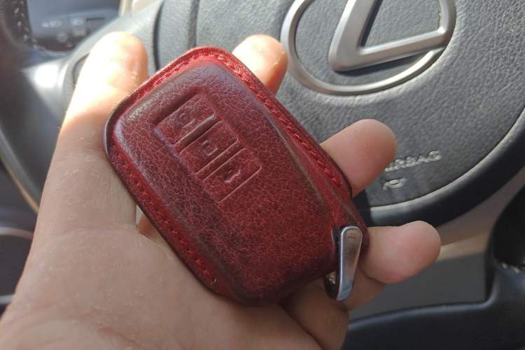 Used Lexus NX 2020 300h Front-Drive FENGSHANG Version China VI Standard Vehicle Key
