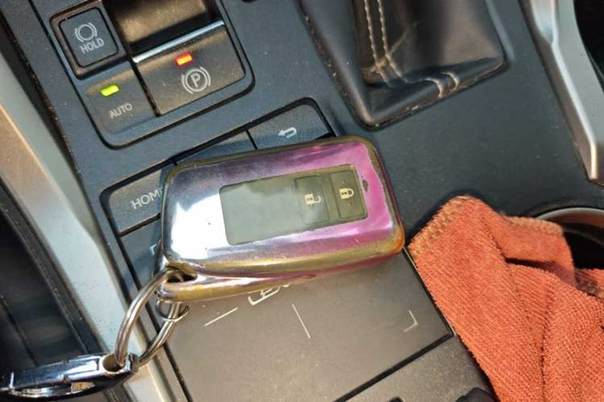 Used Lexus NX 2020 200 Front-Wheel Drive Vmotion Edition China VI Standard Vehicle Key