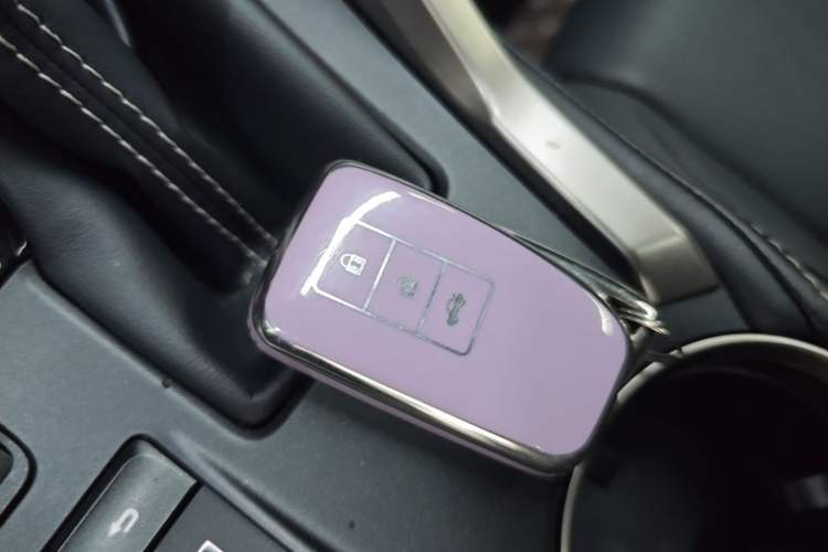 Used Lexus NX 2020 200 All-Wheel Drive Fēngshàng Version China VI Standard Vehicle Key