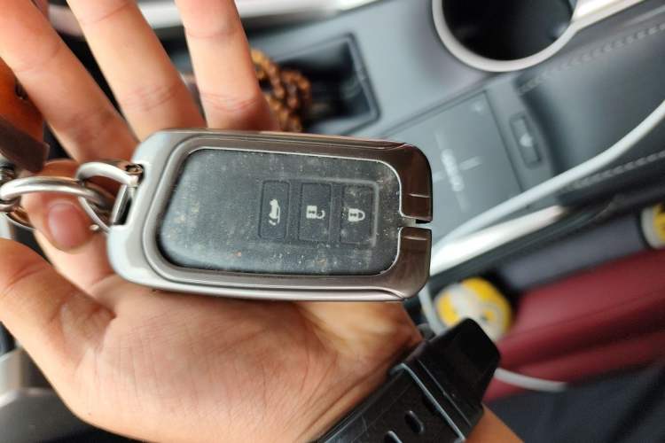 Used Lexus NX 2020 300h Front-Drive FENGSHANG Version China V Standard Vehicle Key