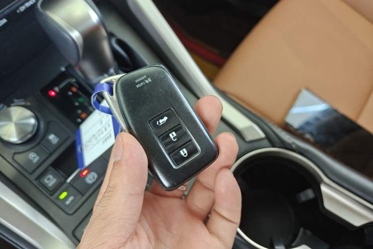 Used Lexus NX 2020 200 All-Wheel Drive Fēngshàng Version China VI Standard Vehicle Key