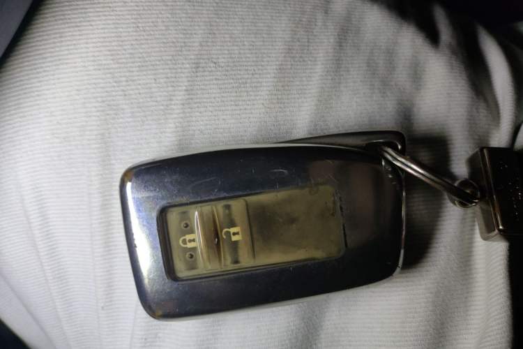 Used Lexus NX 2020 200 Front-Wheel Drive Freeline Edition China VI Standard Vehicle Key