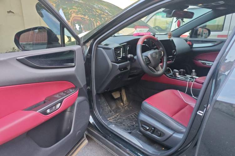 Used Lexus NX 2022 260 Front-Wheel Drive Chuan Yue Edition Driver Seat