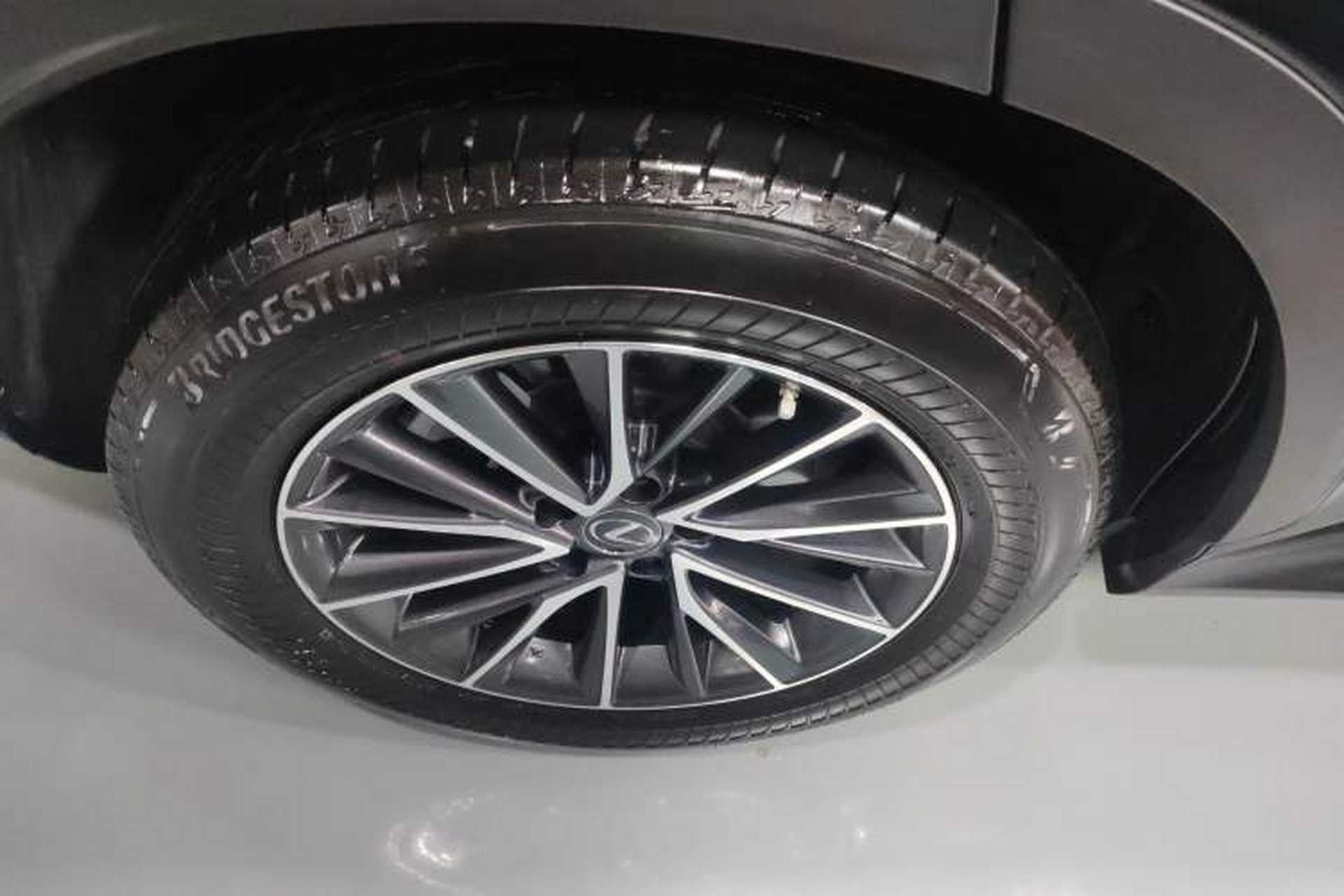 Used Lexus NX 2022 260 Front-Wheel Drive Chuan Yue Edition Exterior 2