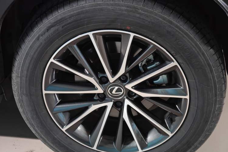 Used Lexus NX 2022 350h Front-Wheel-Drive Innovation Edition Exterior 3