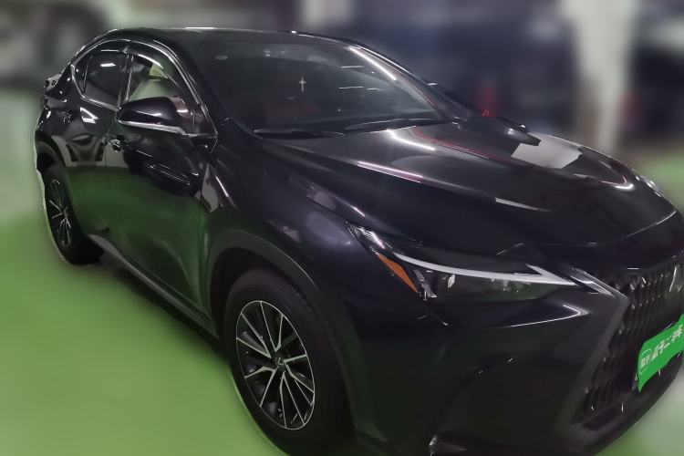 Used Lexus NX 2022 260 Front-Wheel Drive Chuan Yue Edition Front Right 45 Deg