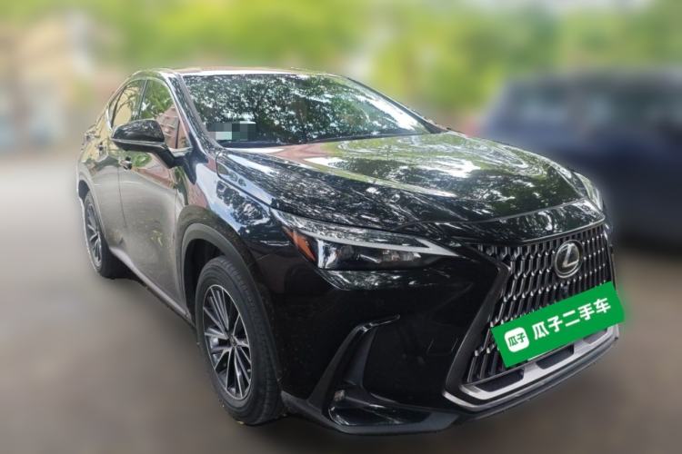 Used Lexus NX 2022 350h Front-Wheel-Drive Innovation Edition Front Right 45 Deg