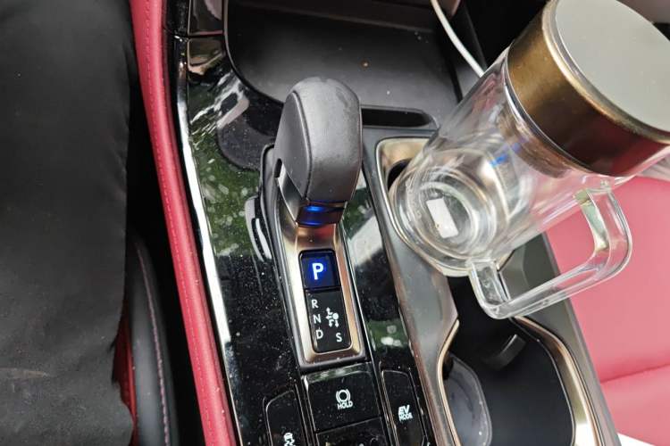 Used Lexus NX 2022 350h Front-Wheel-Drive Innovation Edition Gear Lever