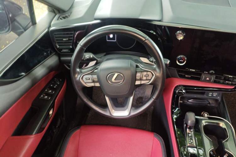 Used Lexus NX 2022 350h Front-Wheel-Drive Innovation Edition Steering Wheel