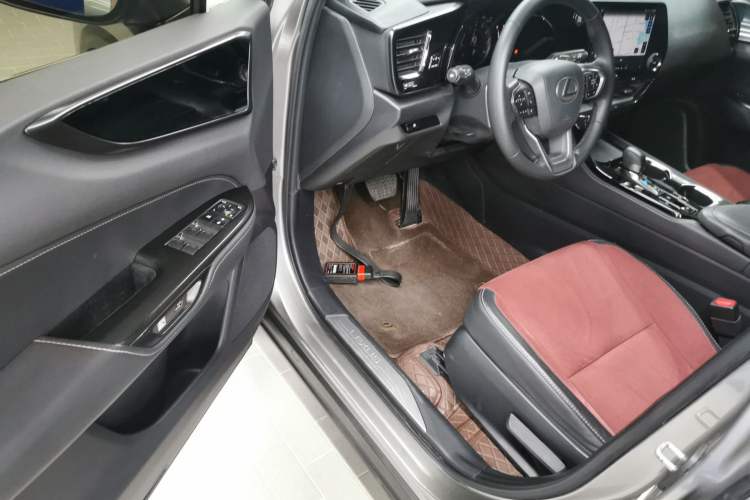 Used Lexus NX 2022 260 Front-Wheel Drive Chuanchi Edition Driver Seat