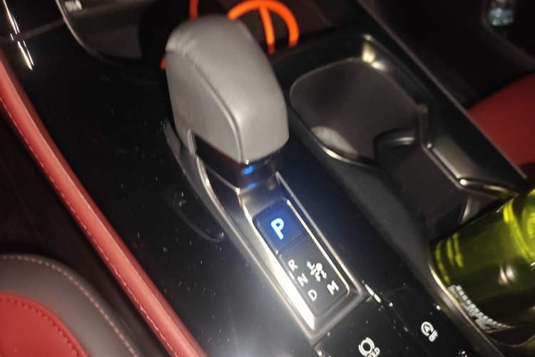 Used Lexus NX 2022 260 Front-Wheel Drive Chuan Yue Edition Gear Lever