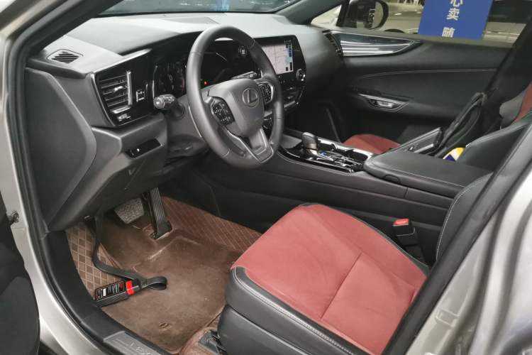 Used Lexus NX 2022 260 Front-Wheel Drive Chuanchi Edition Left Front Seat