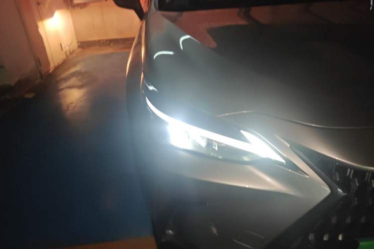 Used Lexus NX 2022 260 Front-Wheel Drive Chuan Yue Edition Right Front Headlight