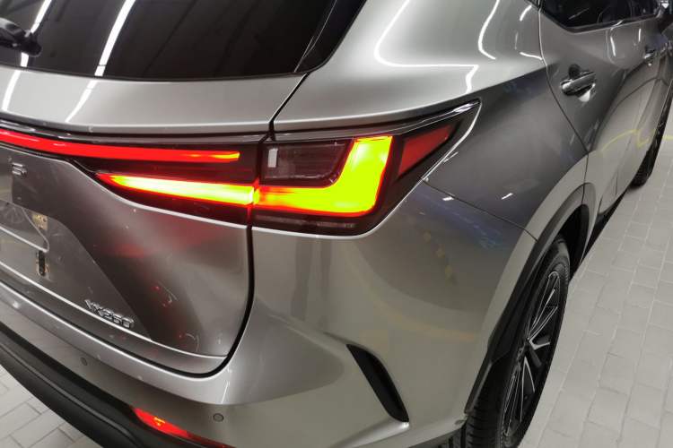 Used Lexus NX 2022 260 Front-Wheel Drive Chuanchi Edition Right Rear Taillight