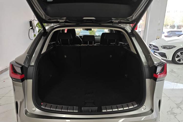Used Lexus NX 2022 260 Front-Wheel Drive Chuan Yue Edition Trunk