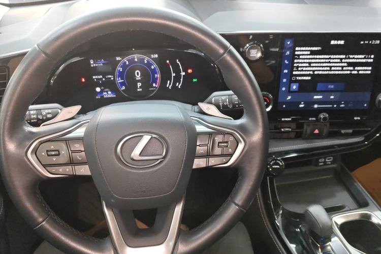 Used Lexus NX 2022 260 Front-Wheel Drive Chuanchi Edition Center Console