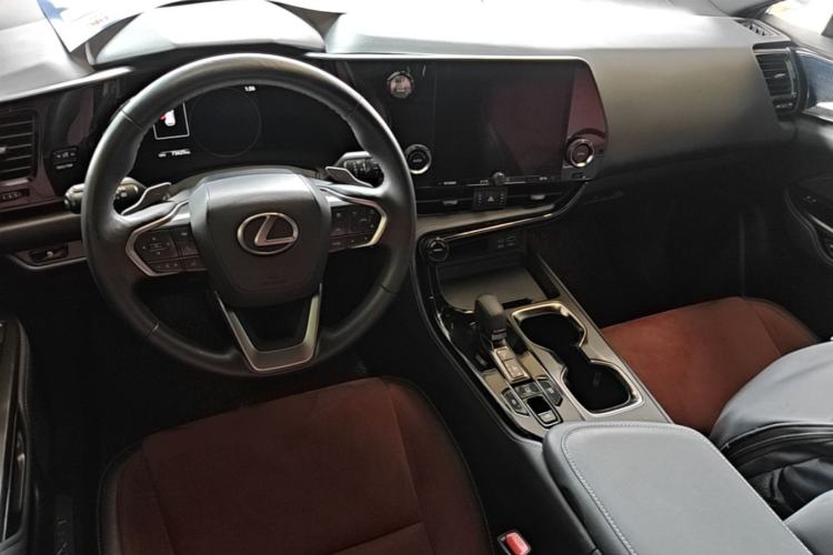 Used Lexus NX 2022 260 Front-Wheel Drive Chuanchi Edition Center Console