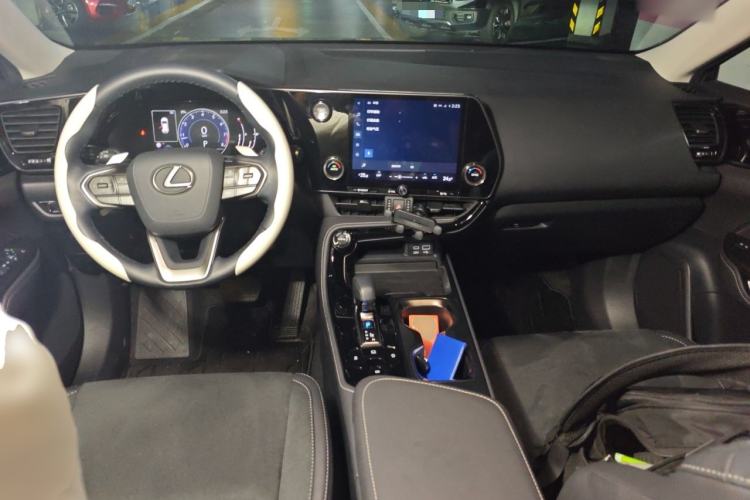 Used Lexus NX 2022 260 Front-Wheel Drive Chuanchi Edition Center Console