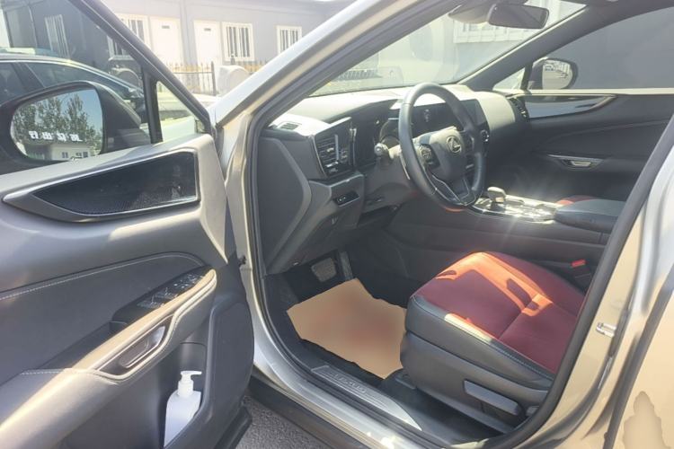 Used Lexus NX 2022 350h Front-Wheel Drive Xinchichi Edition Driver Seat