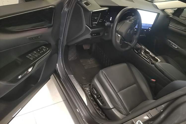 Used Lexus NX 2022 350h Front-Drive Enjoyment Edition Driver Seat