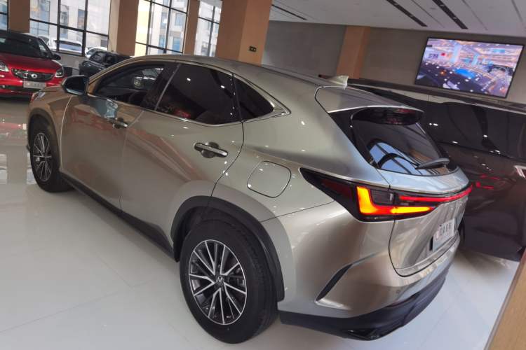 Used Lexus NX 2022 260 Front-Wheel Drive Chuan Yue Edition Exterior 2