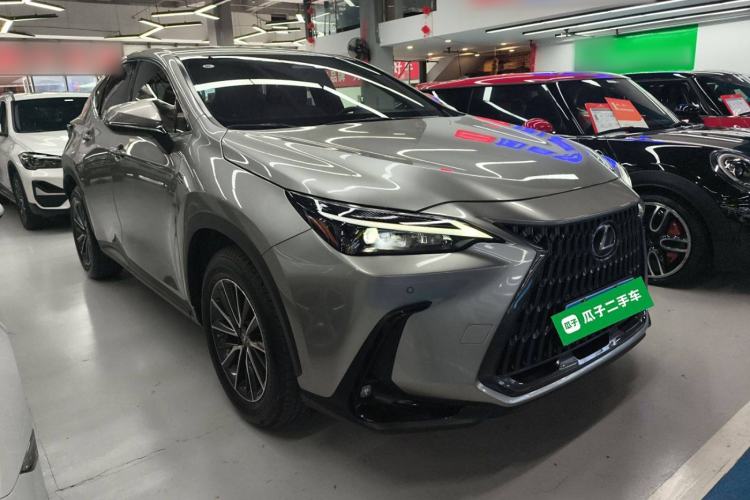 Used Lexus NX 2022 260 Front-Wheel Drive Chuan Yue Edition Front Right 45 Deg