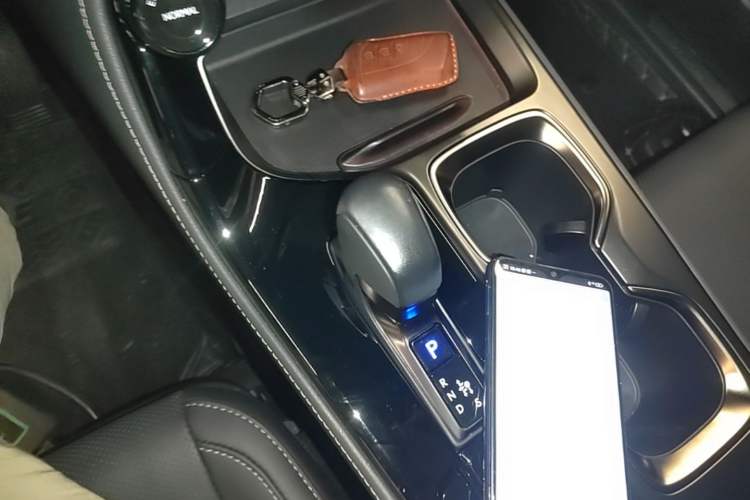 Used Lexus NX 2022 350h Front-Drive Enjoyment Edition Gear Lever