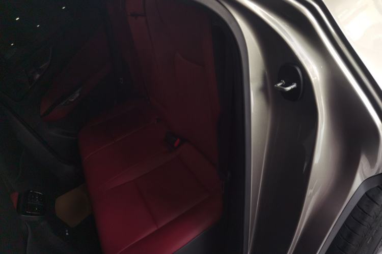 Used Lexus NX 2022 260 Front-Wheel Drive Chuan Yue Edition Left Rear Seat