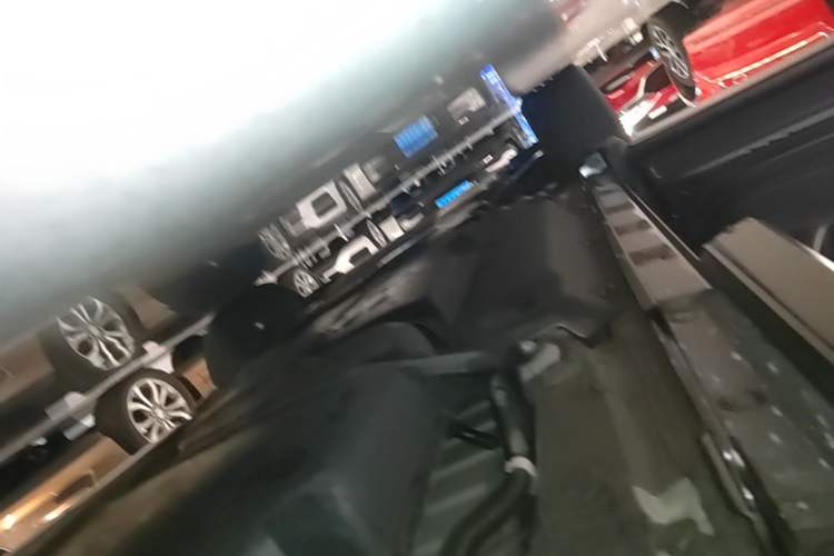 Used Lexus NX 2022 350h Front-Drive Enjoyment Edition Left Side Sill