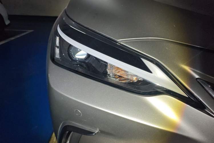 Used Lexus NX 2022 260 Front-Wheel Drive Chuanchi Edition Right Front Headlight