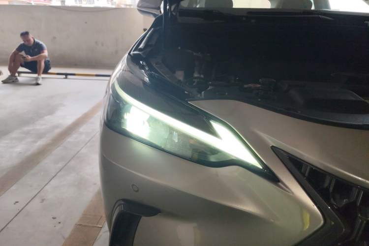 Used Lexus NX 2022 260 Front-Wheel Drive Chuanchi Edition Right Front Headlight