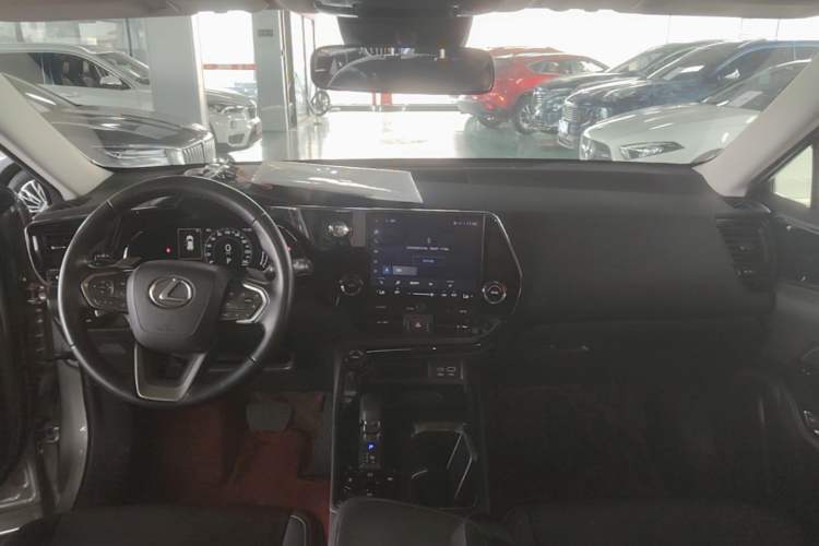 Used Lexus NX 2022 350h Front-Wheel-Drive Innovation Edition Center Console