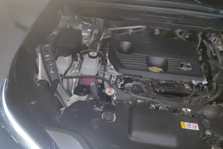 Used Lexus NX 2022 350h Front-Wheel-Drive Innovation Edition Engine Bay Right