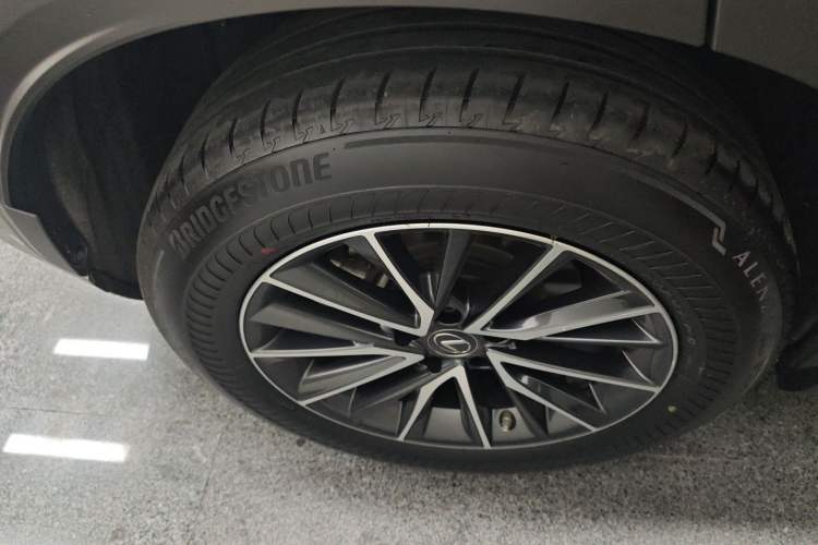 Used Lexus NX 2022 260 Front-Wheel Drive Chuan Yue Edition Exterior 5