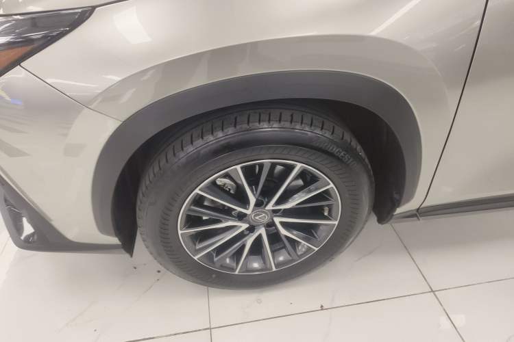 Used Lexus NX 2022 260 Front-Wheel Drive Chuan Yue Edition Exterior 7