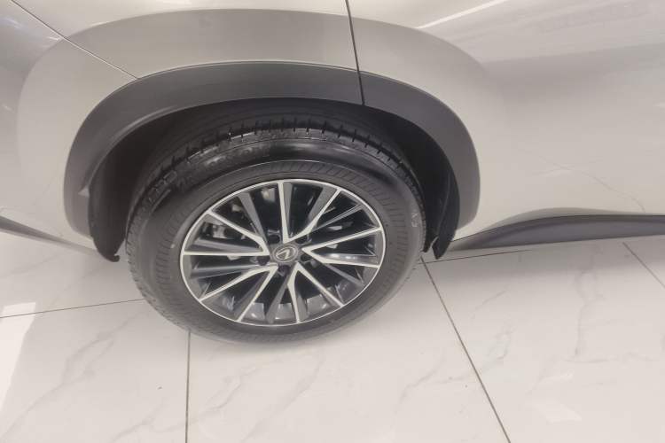 Used Lexus NX 2022 260 Front-Wheel Drive Chuan Yue Edition Exterior 8