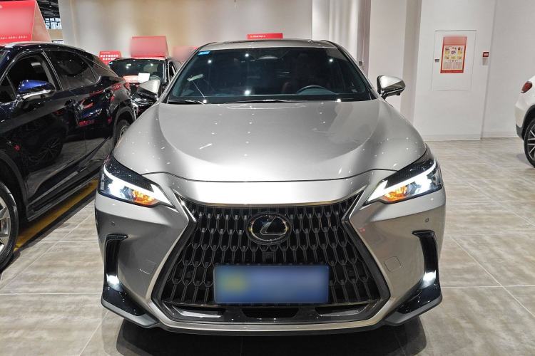 Used Lexus NX 2022 350h Front-Wheel-Drive Innovation Edition Front