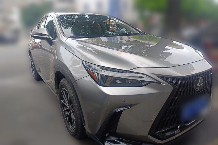 Used Lexus NX 2022 350h Front-Wheel-Drive Innovation Edition Front Right 45 Deg