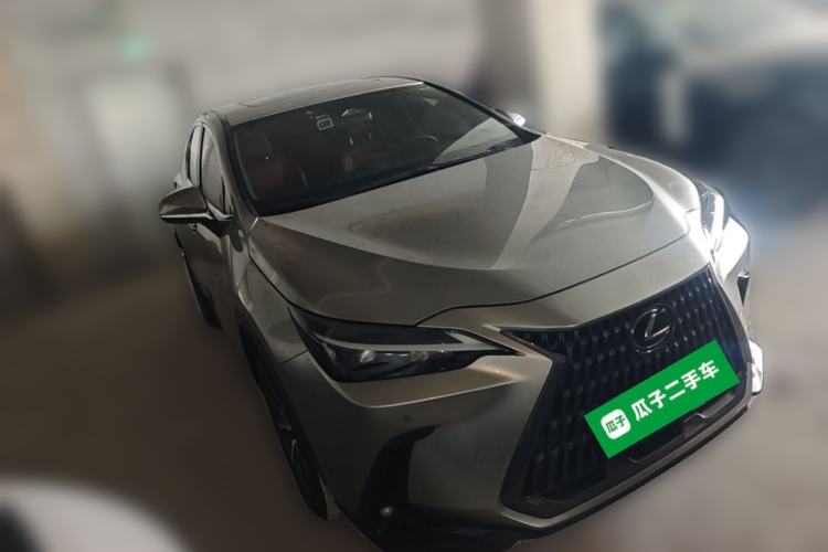 Used Lexus NX 2022 260 Front-Wheel Drive Chuan Yue Edition Front Right 45 Deg