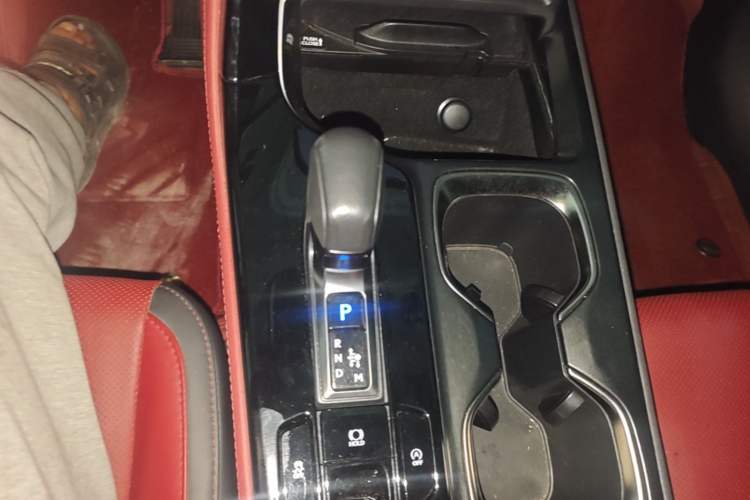 Used Lexus NX 2022 260 Front-Wheel Drive Chuan Yue Edition Gear Lever
