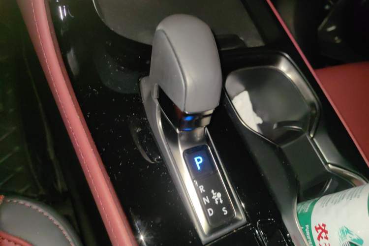 Used Lexus NX 2022 350h Front-Wheel-Drive Innovation Edition Gear Lever